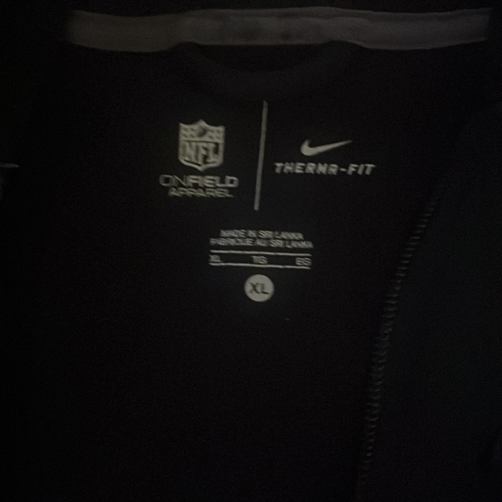 Carolina Panthers jacket - Picture 4 of 4